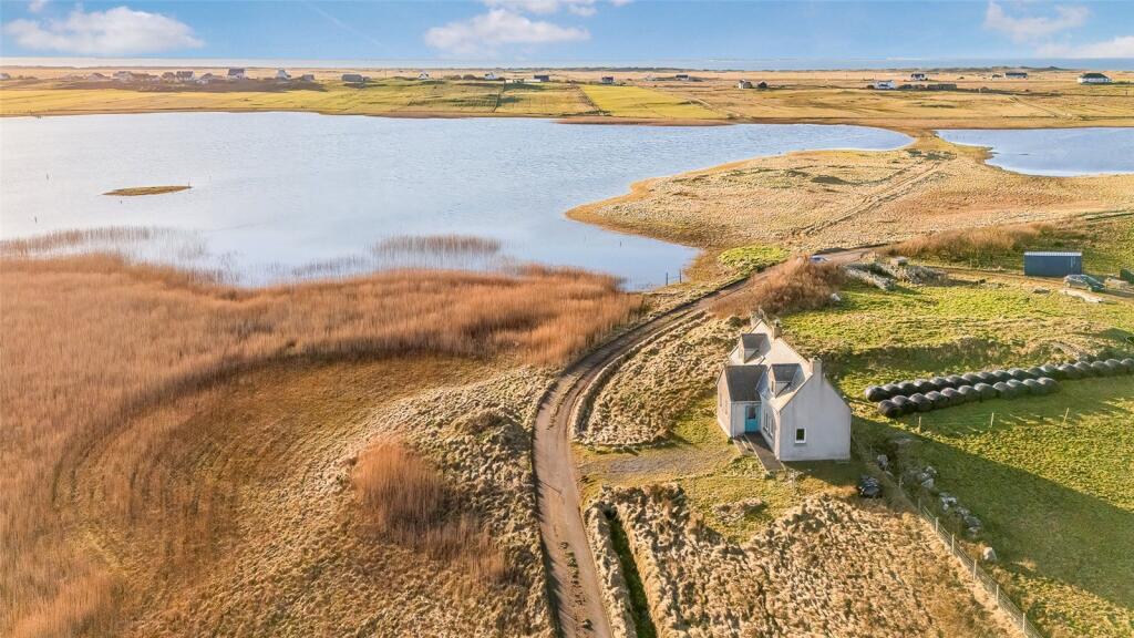 Main image of property: Tigh Na Cuilc, 6/25 Knockintorran, Isle of North Uist, Eilean Siar, HS6