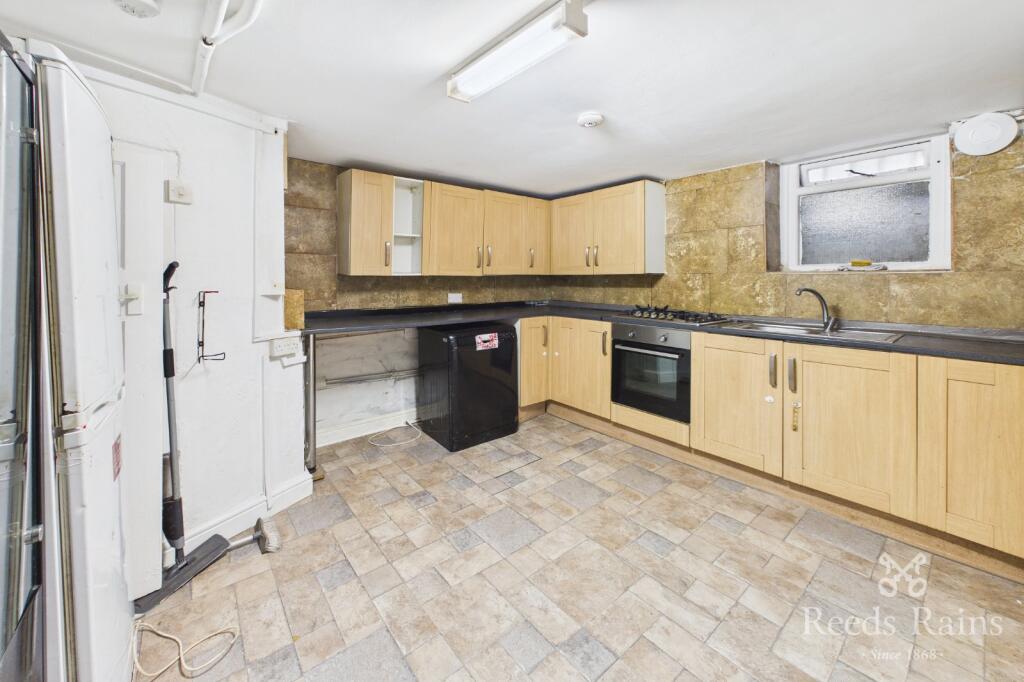 Crossley Street, Bradford, West Yorkshire, BD7 photo 3