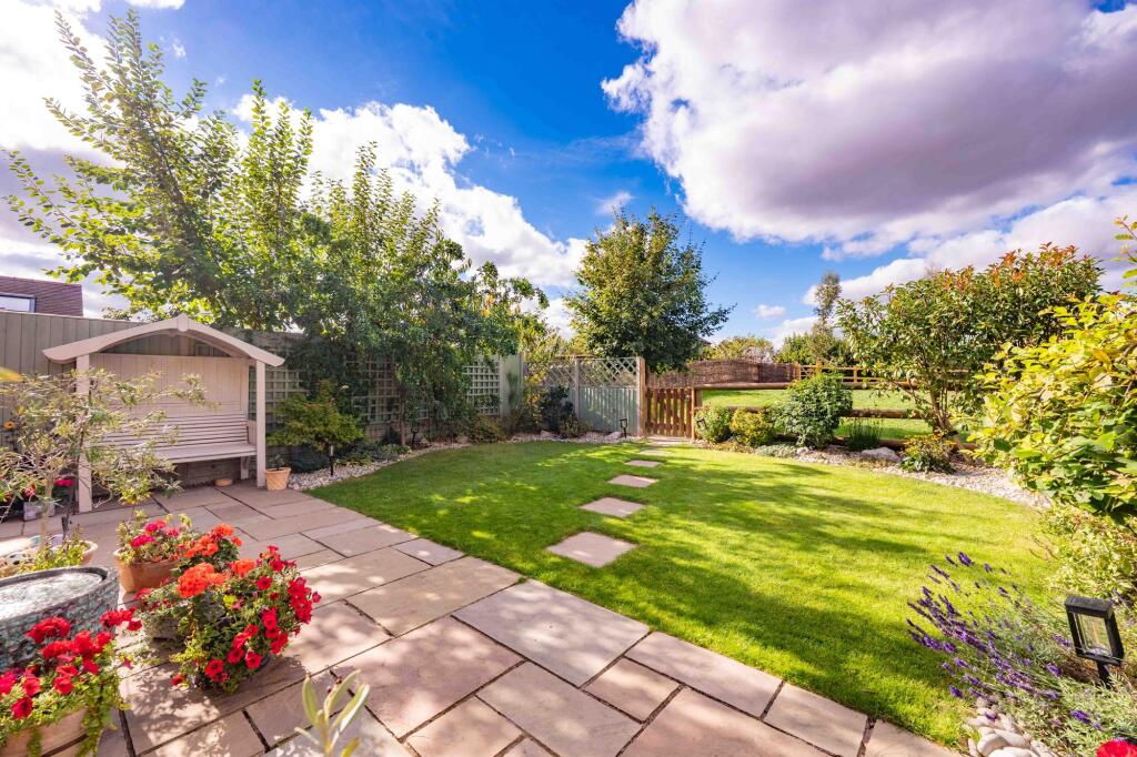 House in Loxley - View 4