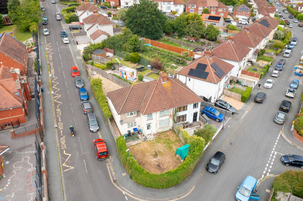 Main image of property: Sherwell Road, Brislington, Bristol, BS4 4JX