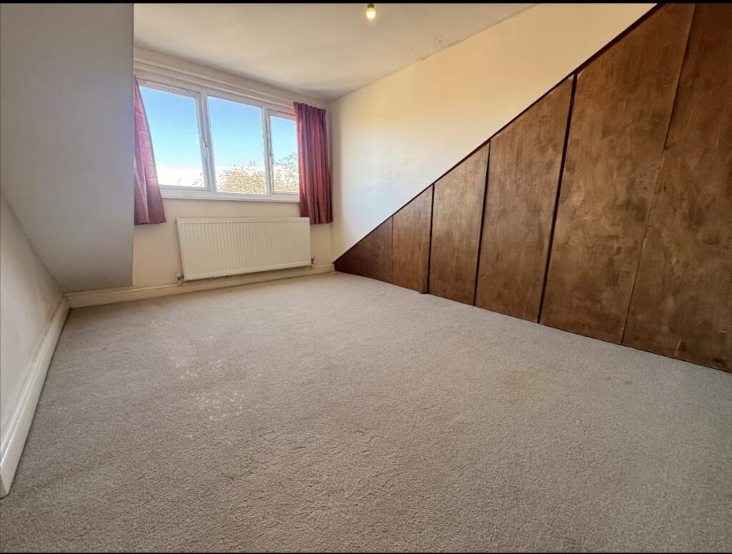 House in Kirklees, West Yorkshire - View 5