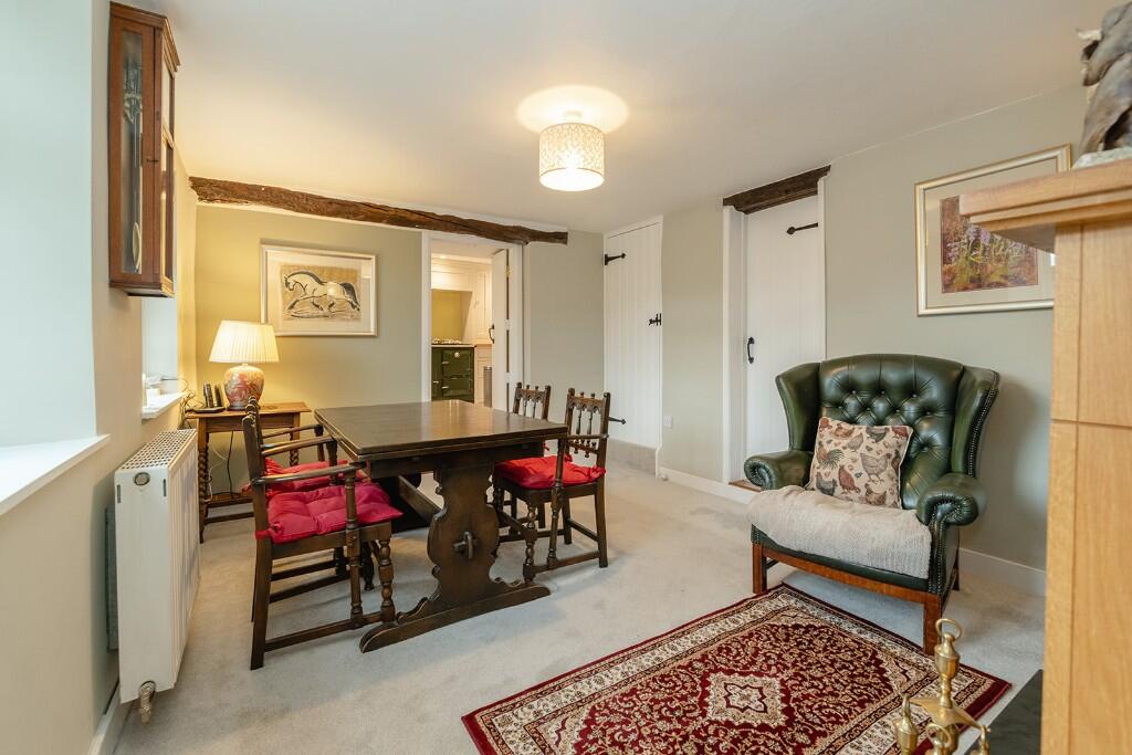 Bow Cottage, East View, LA2 photo 4