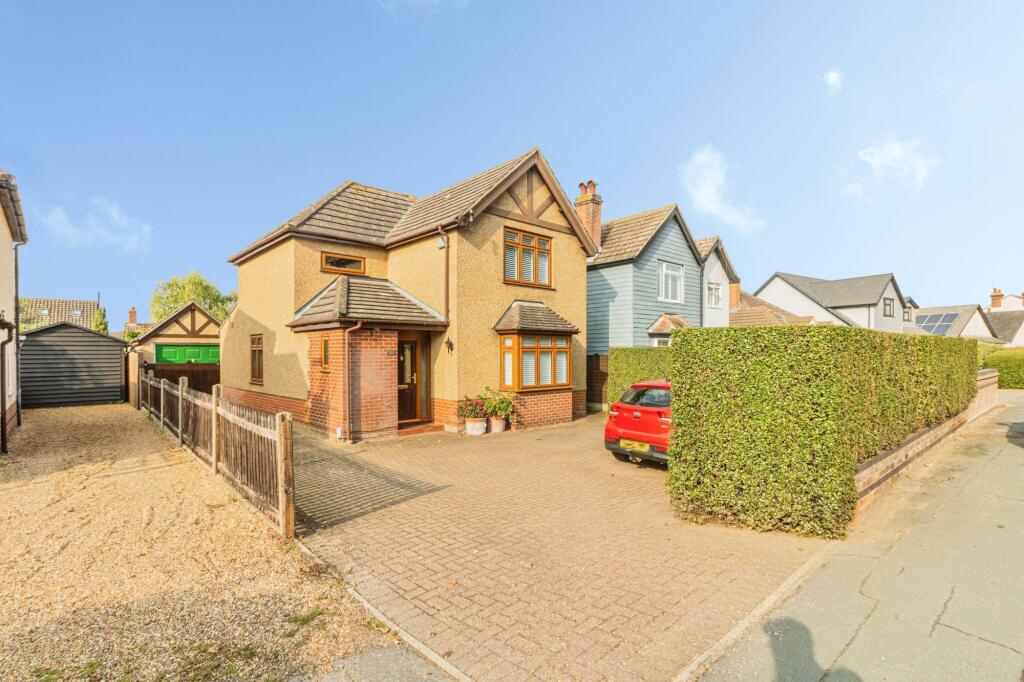 Main image of property: Straight Road, Colchester, CO3