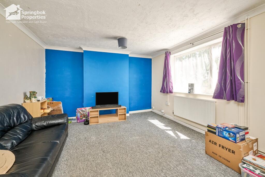 Apartment in Northamptonshire, North Northamptonshire - View 2