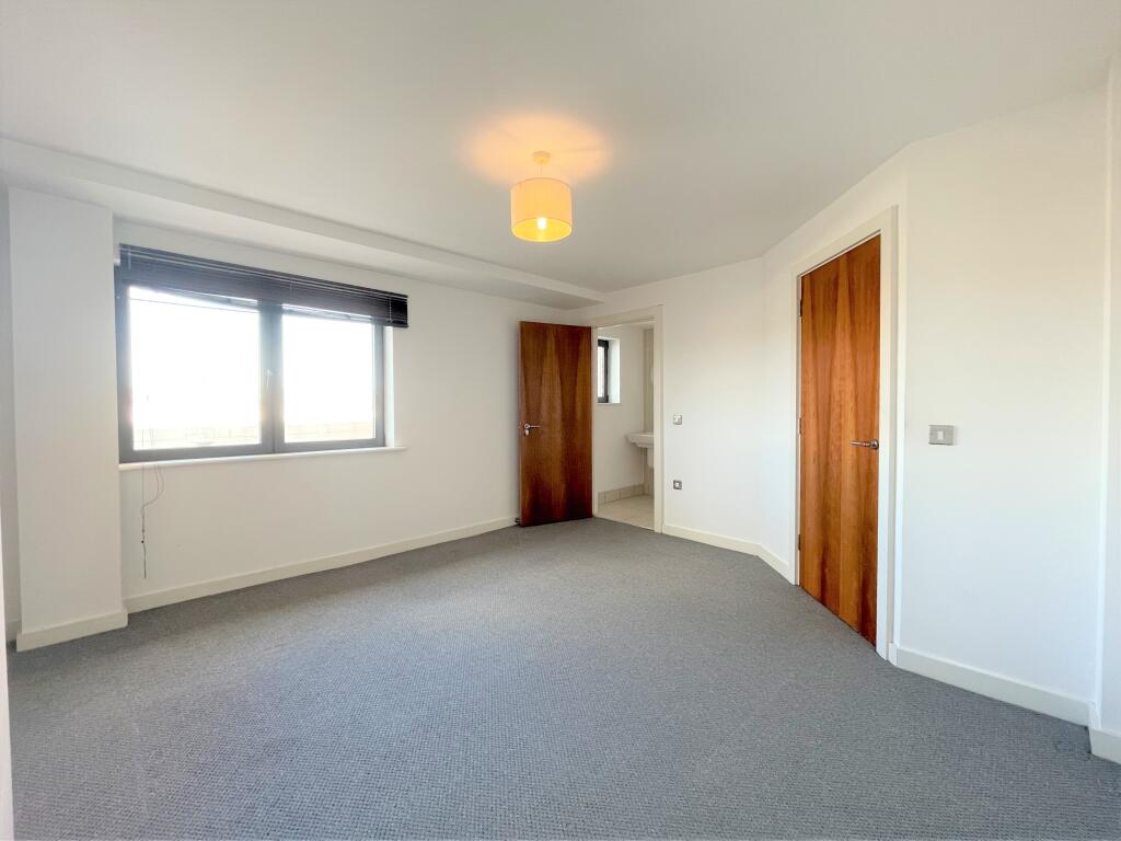 Apartment in Leeds - View 4