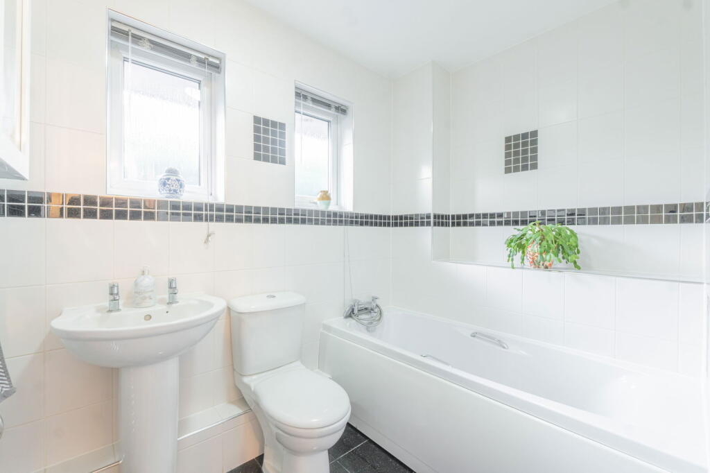 Additional image 23 of Lawnswood, Sutton Coldfield, B76 1TW