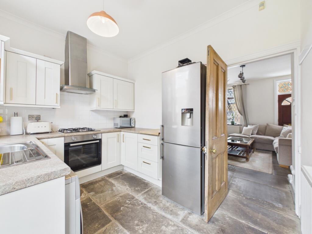 House in Wakefield - View 3