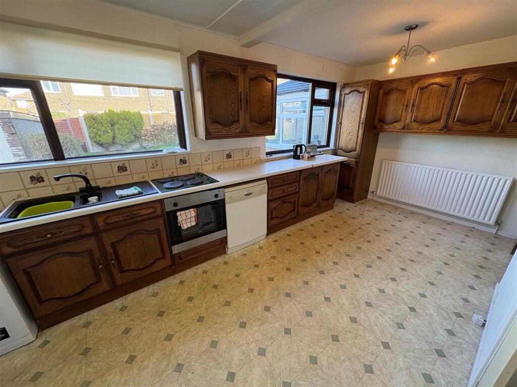 Additional image 3 of Wyke Crescent, Wyke, Bradford