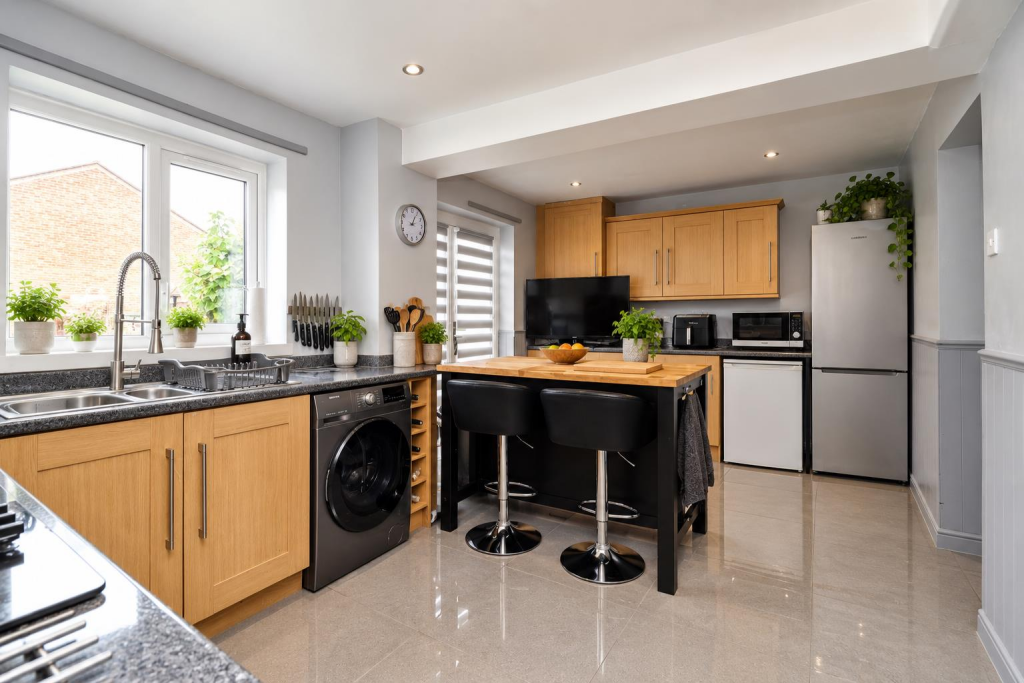 House in Stockton-on-Tees, Salters Lane - View 5