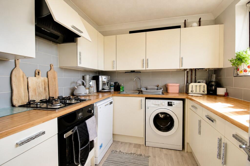 Apartment in Norwich - View 2