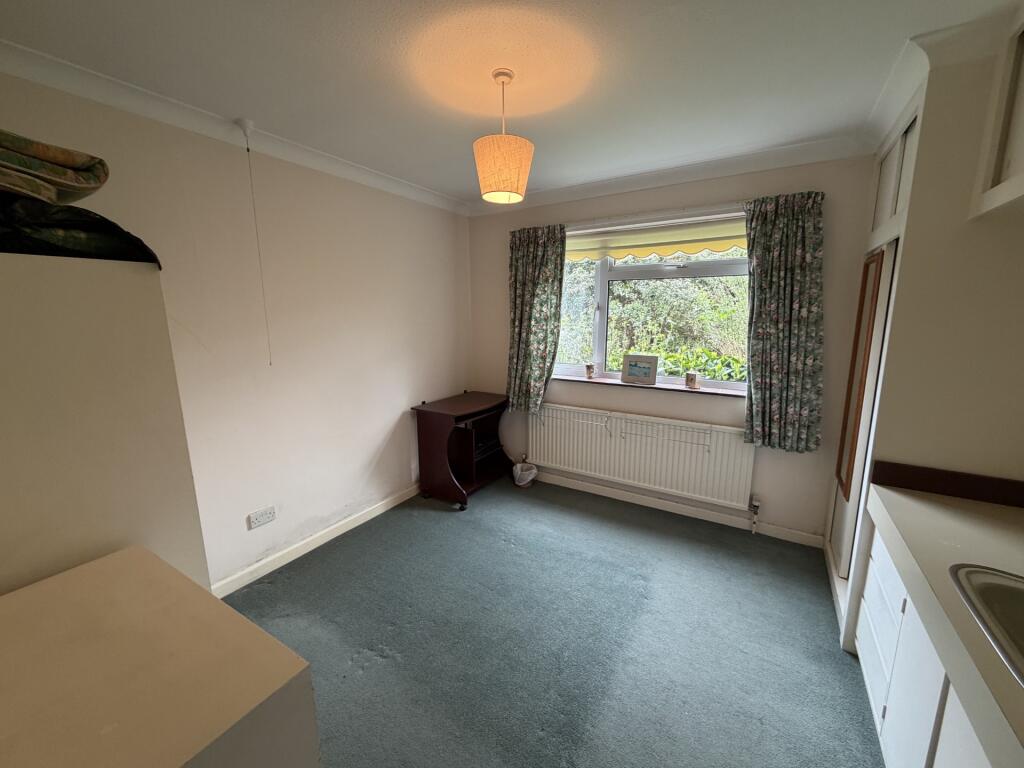 House in Salisbury, Wiltshire - More