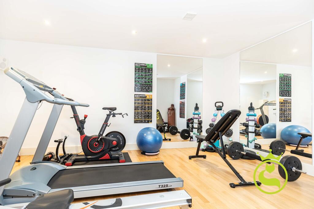 Additional image 27 of PANORAMIC VIEWS OF POOLE HARBOUR - Brownsea View Avenue, Lilliput, Poole BH14