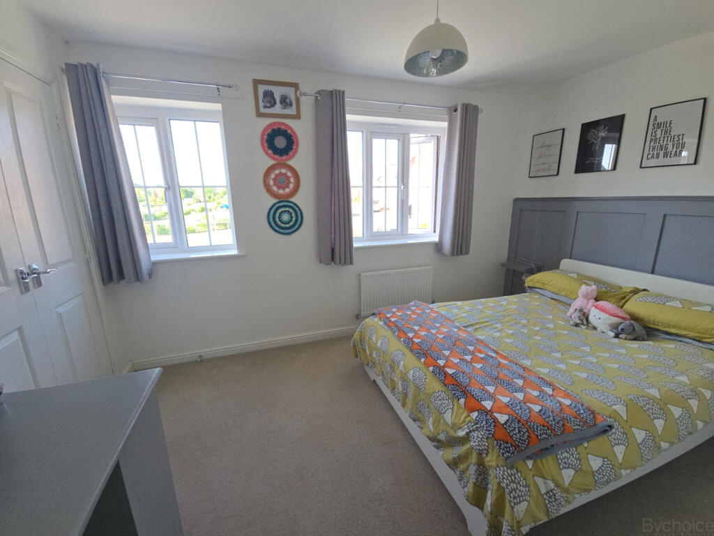 Wilbur Close, Bury St Edmunds - View 6