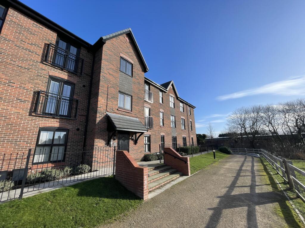 Main image of property: Quinn Square, Droylsden, Tameside