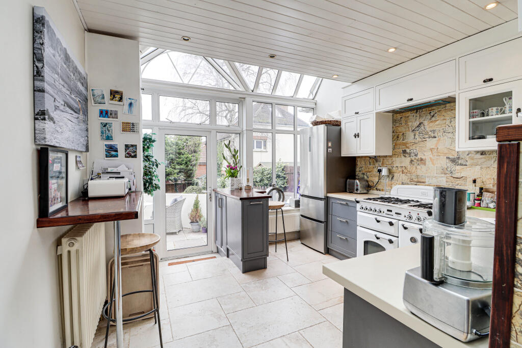 Additional image 3 of Salisbury Road, Harpenden, Hertfordshire, AL5