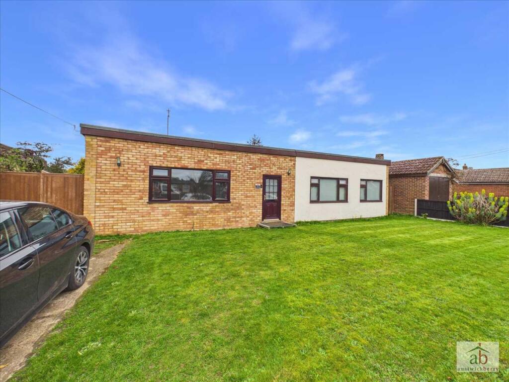 4-bed house on Laurel Avenue, Kesgrave, £380,000