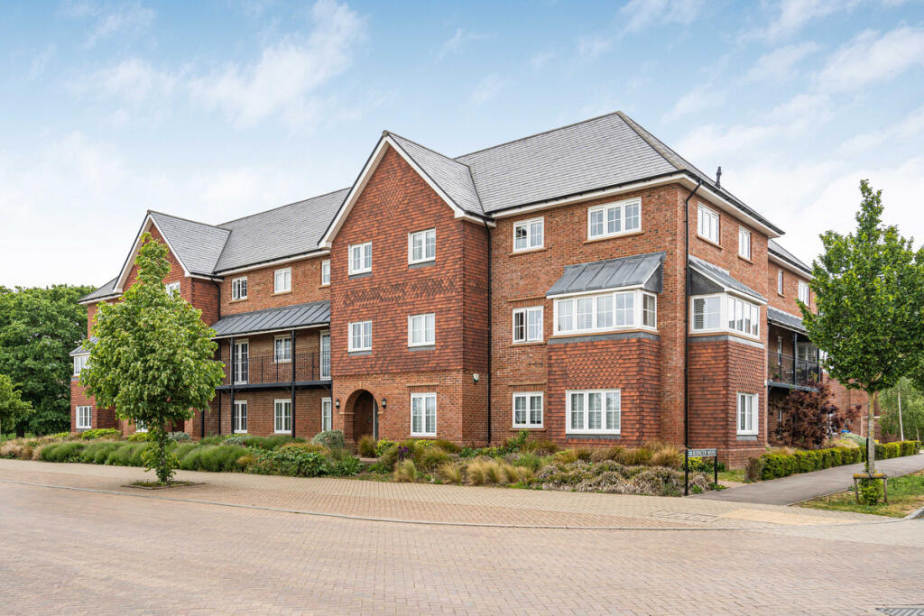 Main image of property: Franklin Gardens, Didcot, OX11