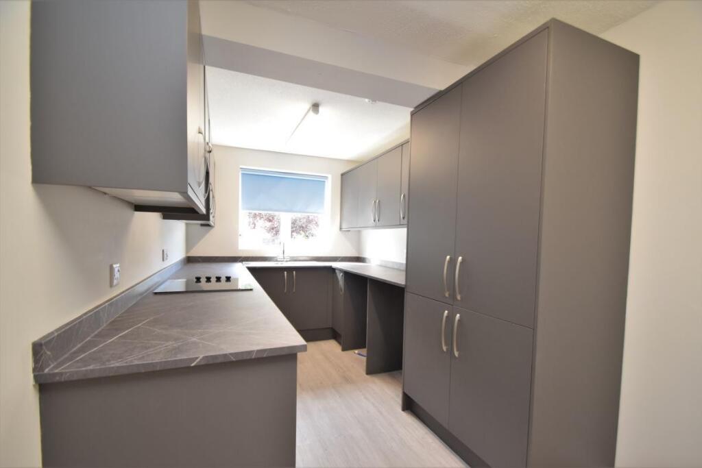 House in Southampton - View 5