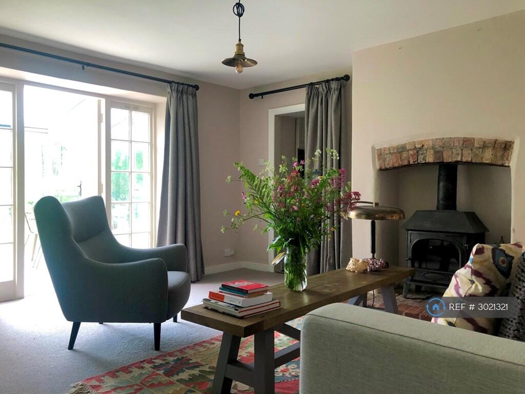 House in Taunton - View 4