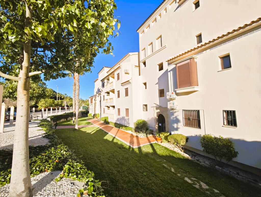 Main image of property: Valencia, Alicante, Villamartin