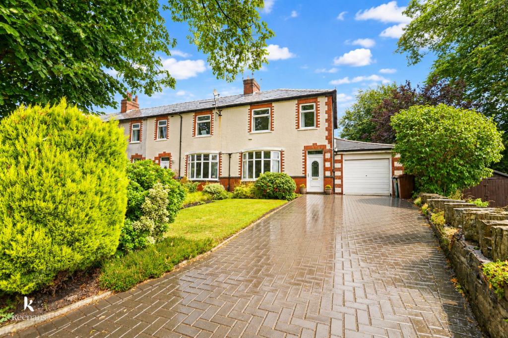 Main image of property: Burnley Road, Rossendale