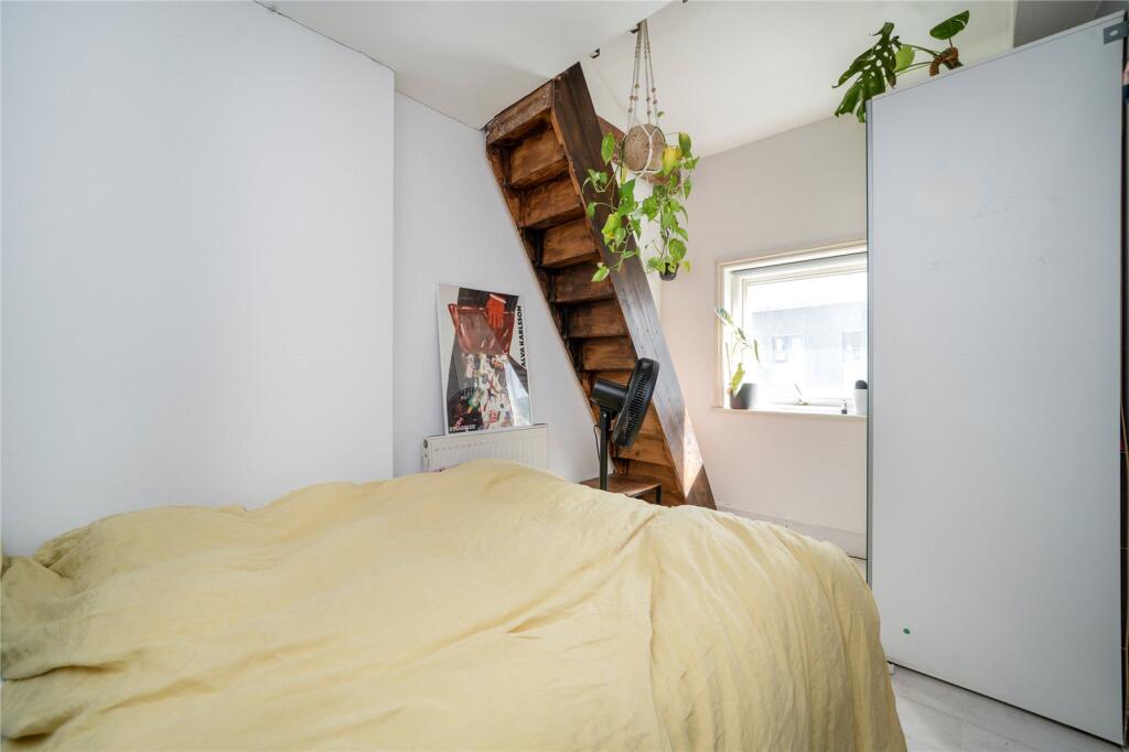 Apartment in London, Bethnal Green - View 5
