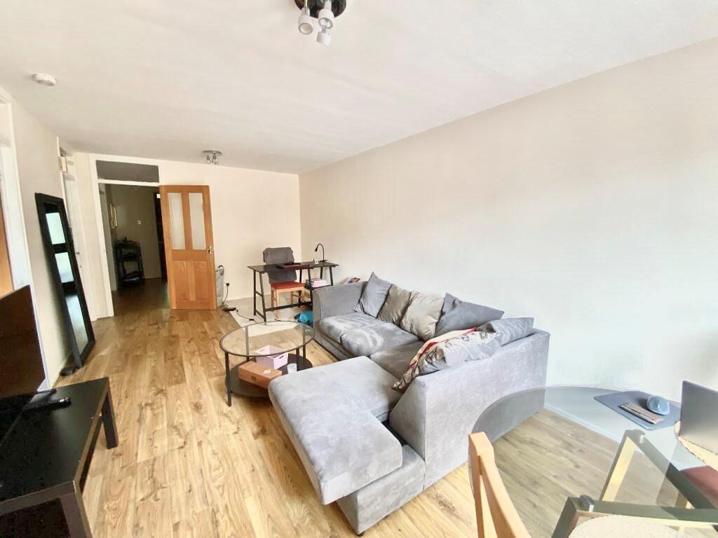 Apartment in Manchester - View 3