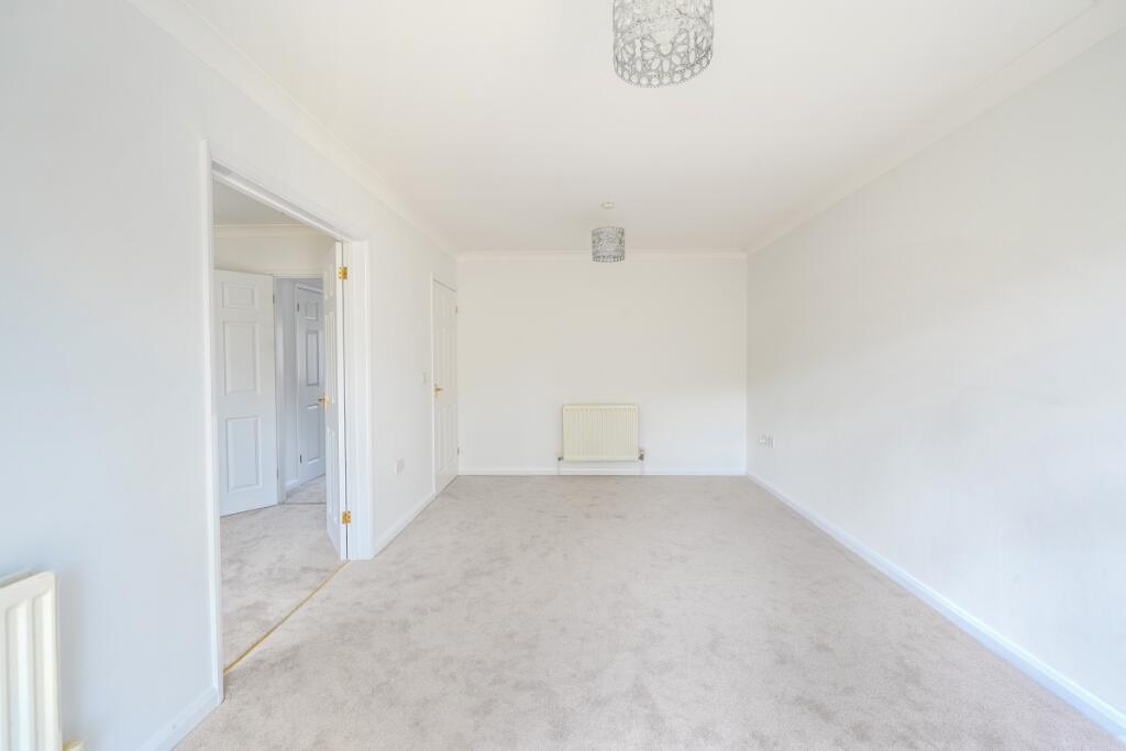 House in St Albans - View 5