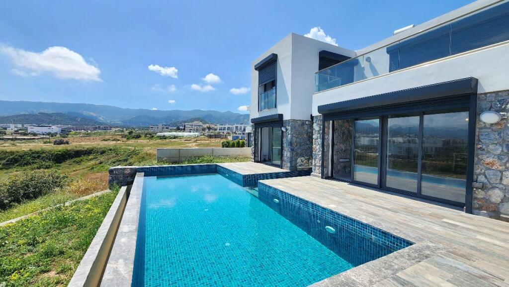 Main image of property: Bahceli
