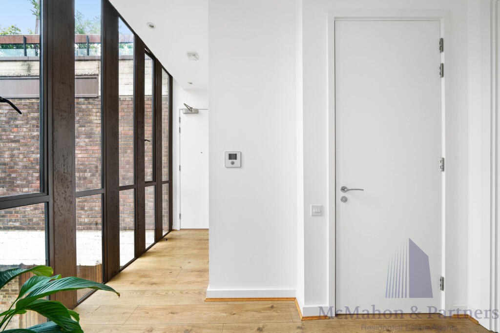 Apartment in London - View 4