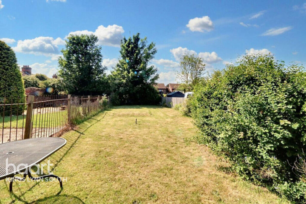 Main image of property: High Street, Heacham