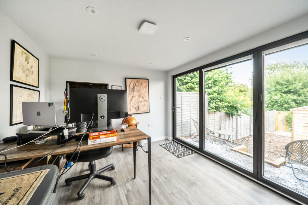 House in Lye Green, Newtown, Chesham - View 6