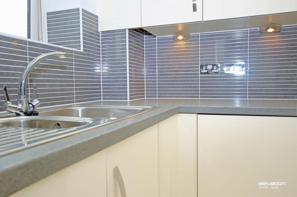 Apartment in Milton Keynes, West Bletchley - View 4