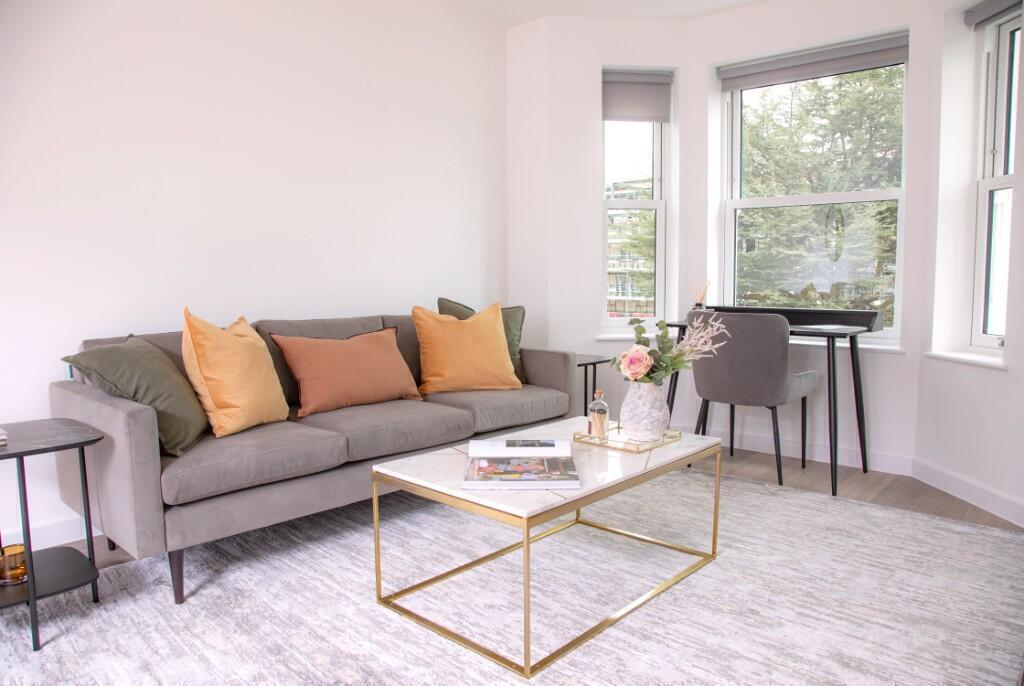 Apartment in Waverley, Brightwells Yard, Farnham - View 4