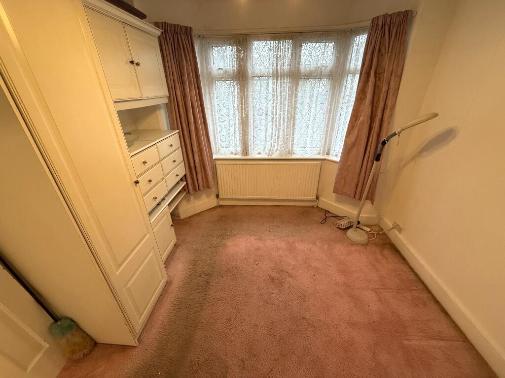 House in London - View 5