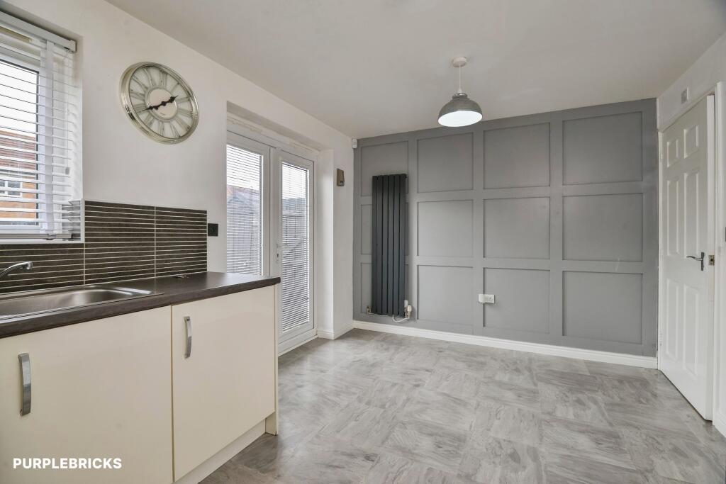 Finegan Place, Middlesbrough, TS6 photo 4