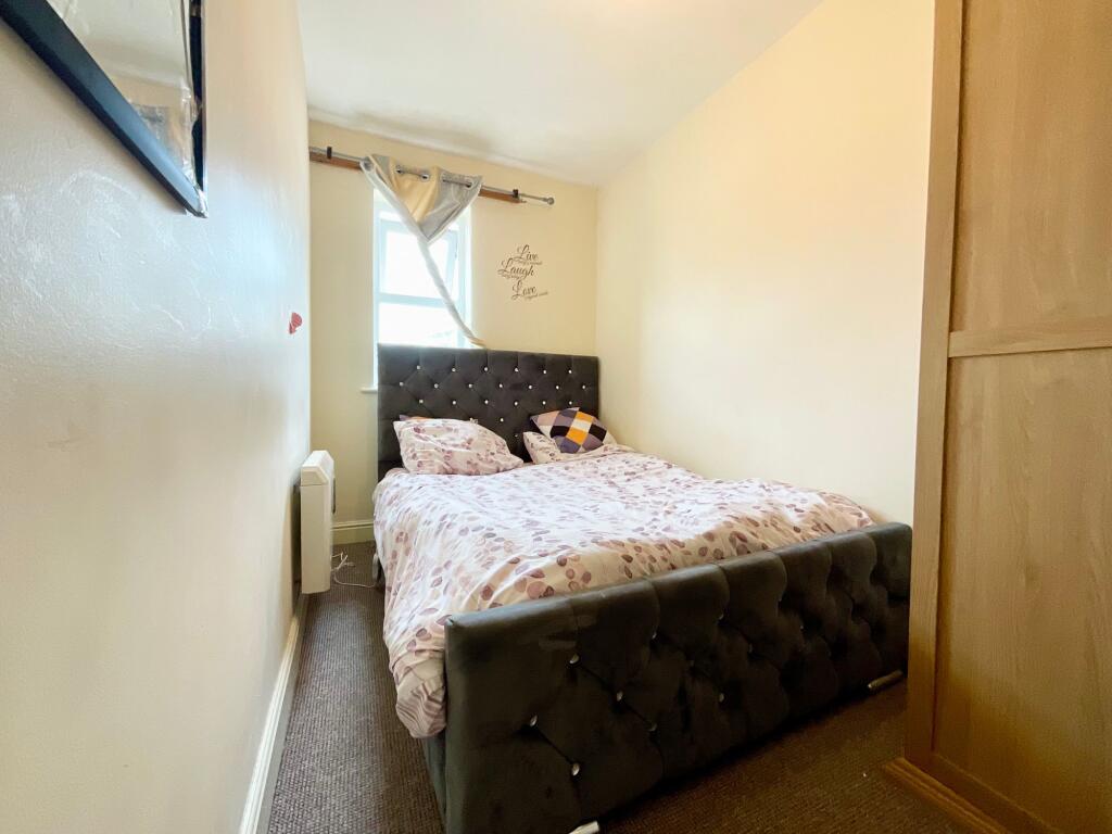 Apartment in Scarborough, North Yorkshire - View 5