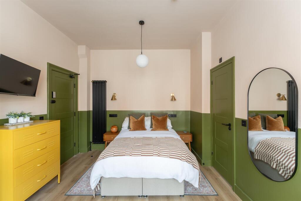 House in Newcastle upon Tyne - View 4