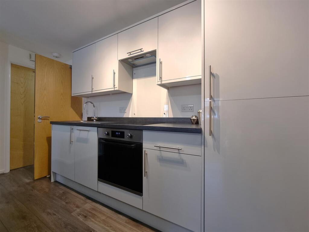 Main image of property: Rooms available at 32 The Forum, Tiverton Way, Cambridge