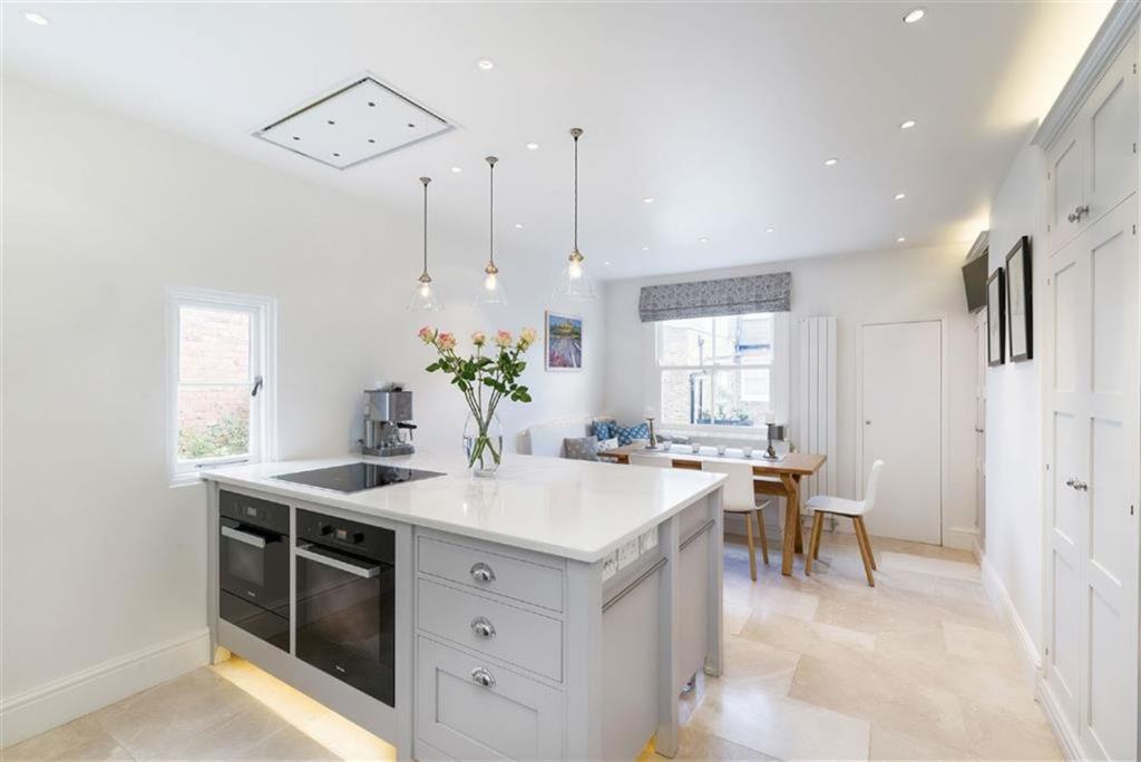 Apartment in London, Fulham - View 4