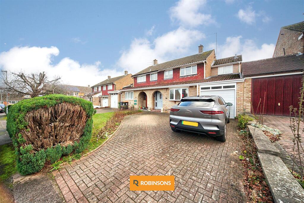 Main image of property: Candale Close, Dunstable