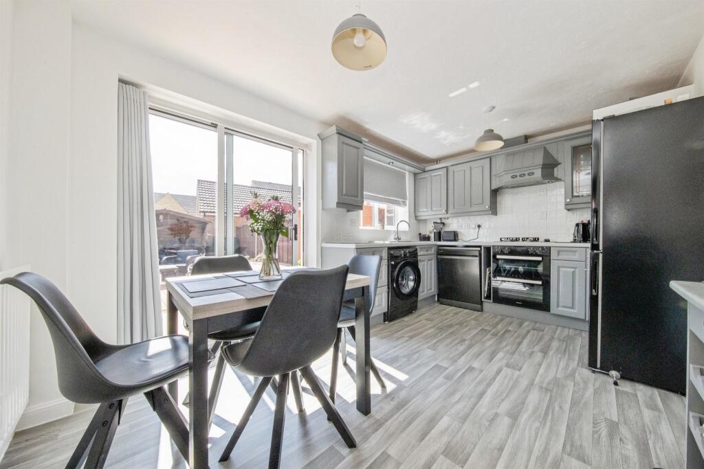 House in East Suffolk, Kesgrave - More
