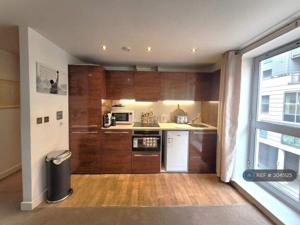 Main image of property: Marsh Street, Bristol, BS1