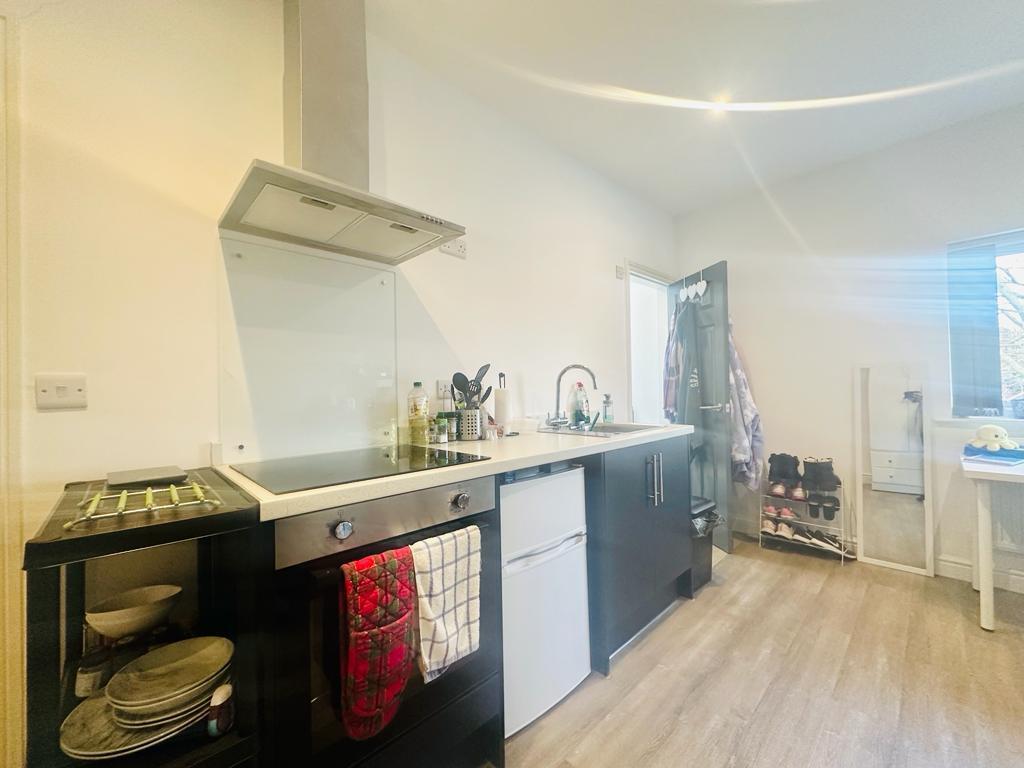 Studio flat for rent