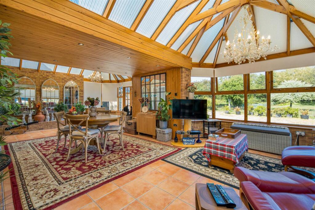 House in Chillerton - View 3