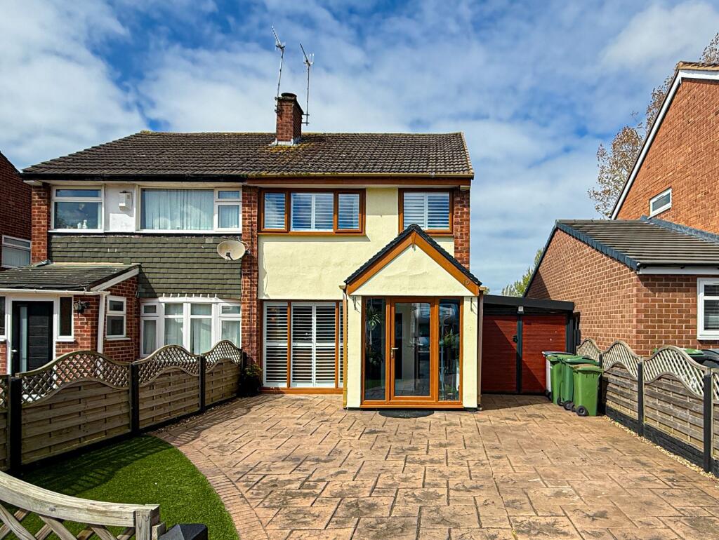 Main image of property: Tarporley Close, Prenton, CH43