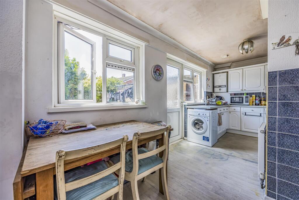 wakfords way, west leigh, Havant - View 6