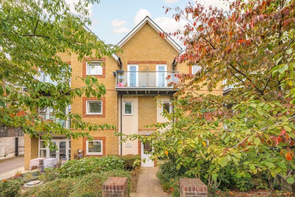 Main image of property: Gordon Road, Peckham