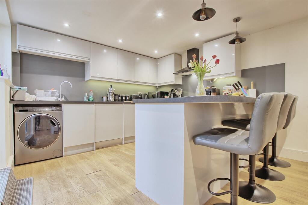 House in Cambridge - View 2