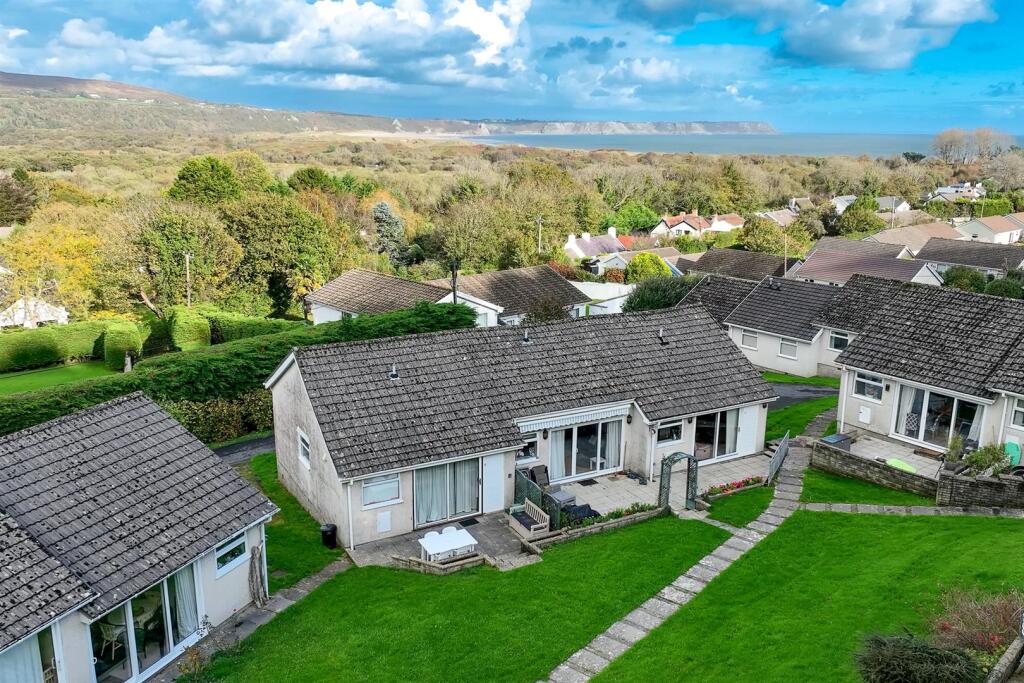 Main image of property: Oxwich, Swansea